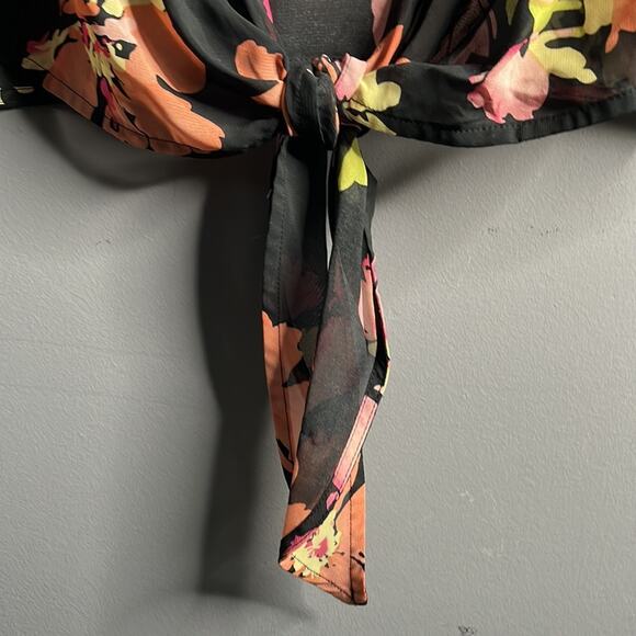 KSL by Karin Stevens Floral Tie Front Blouse Size 14W - Picture 3 of 7